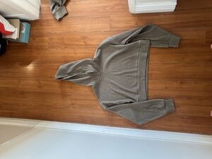 Alo Muse Sweatshirt in Gravel Heather